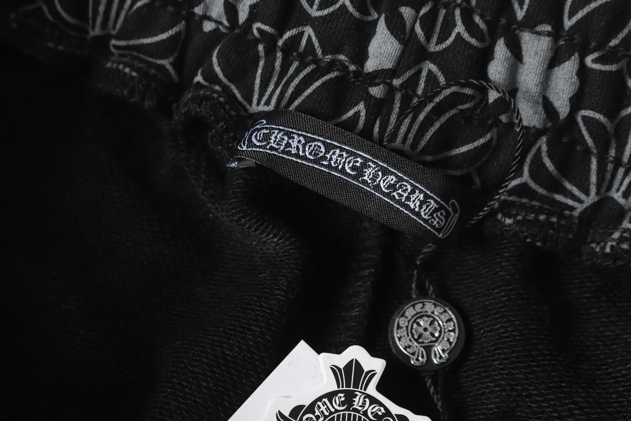 P280 #W5001 cross-border model. Those who pursue quality, please do not place an order. -Chrome Hearts/Chrome Hearts dark pattern all-over Sanskrit letter printed trousers, casual pants and sweatpants -High weight, high density and high quality. The wool is soft, delicate and skin-friendly. It feels soft and silky. It has excellent warmth and skin-friendly properties.